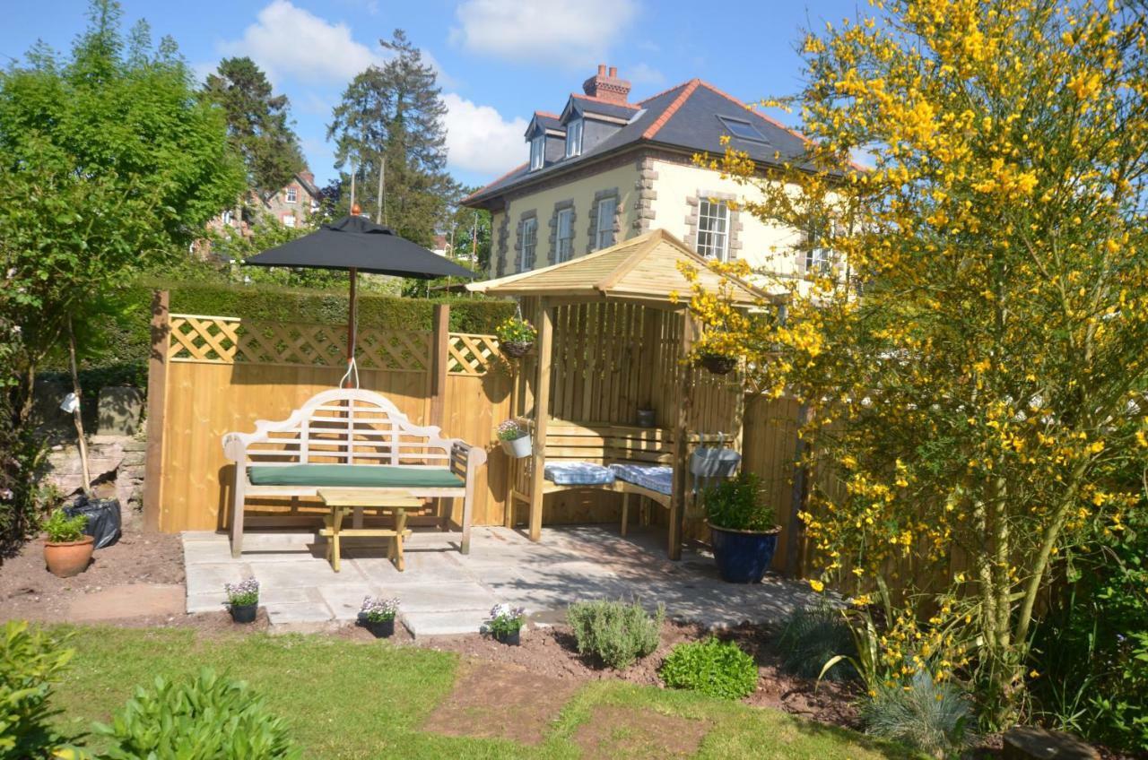 Rosedale Retreat Bed And Breakfast 瓦伊河畔海伊 外观 照片